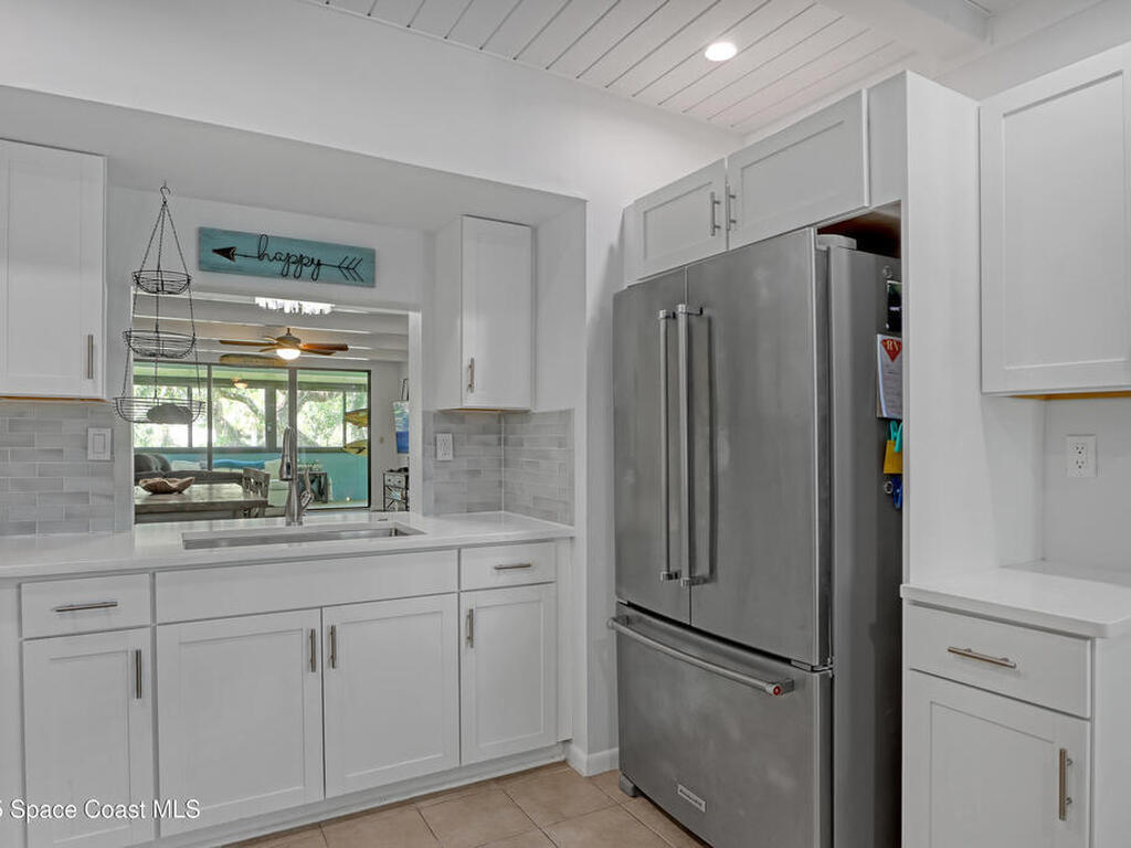 240 Hammock Shore Drive, Melbourne Beach, FL 32951