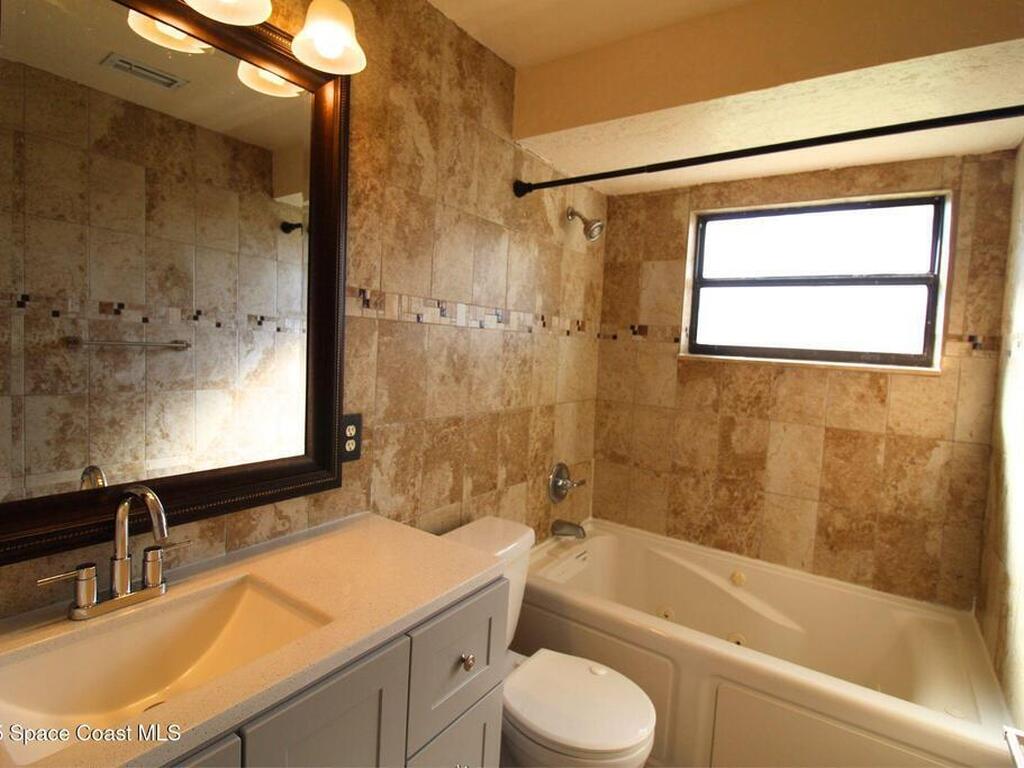 290 Eyre Avenue, Merritt Island, FL 32953