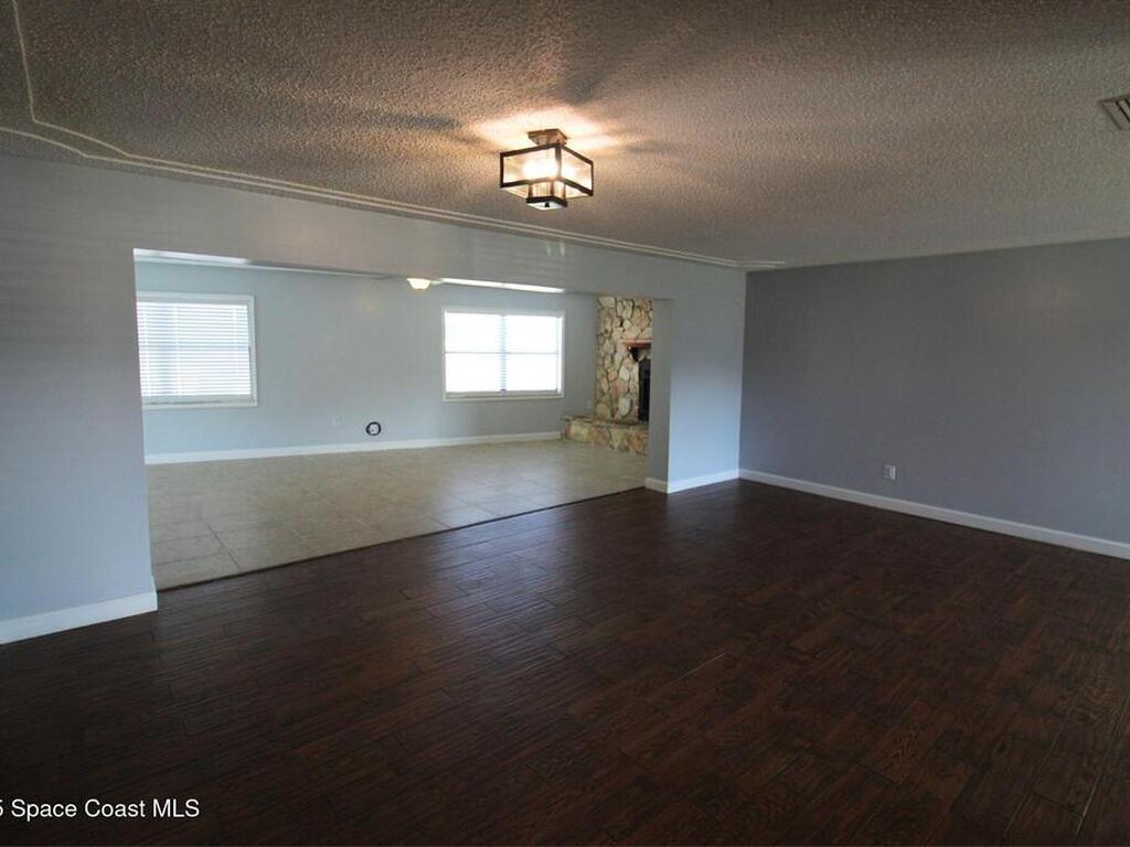 290 Eyre Avenue, Merritt Island, FL 32953