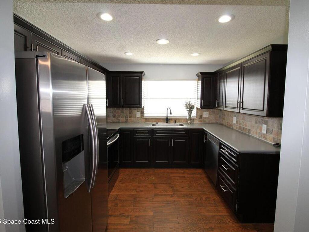 290 Eyre Avenue, Merritt Island, FL 32953