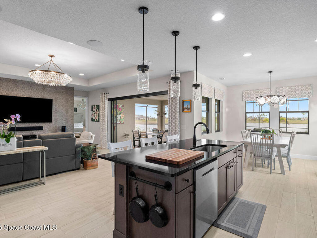 2246 Kamin Drive, Melbourne, FL 32940