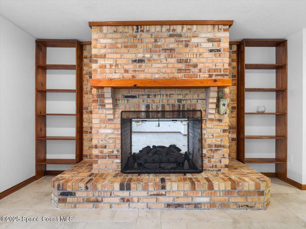 1610 Yellow Brick Road, Astor, FL 32102
