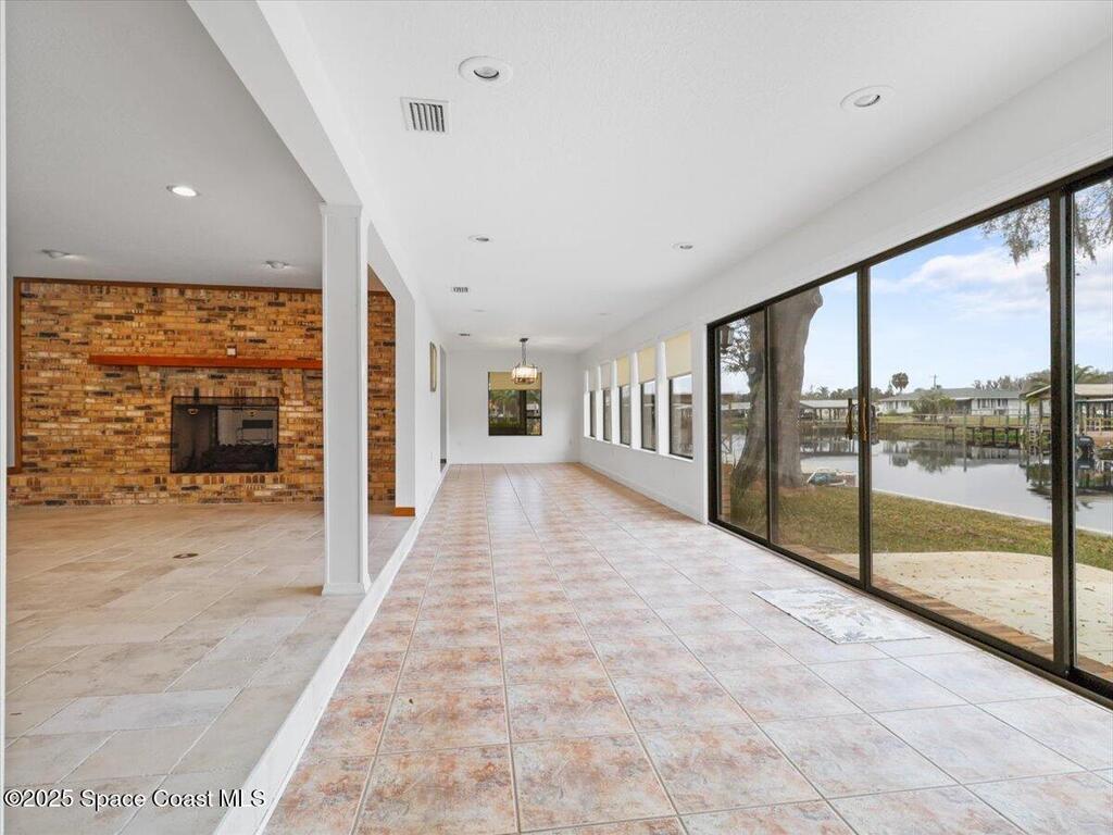 1610 Yellow Brick Road, Astor, FL 32102