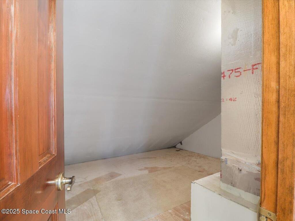 1610 Yellow Brick Road, Astor, FL 32102