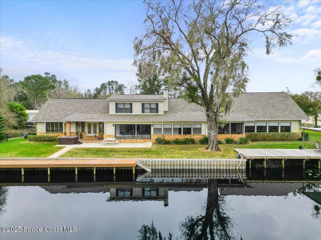 1610 Yellow Brick Road, Astor, FL 32102