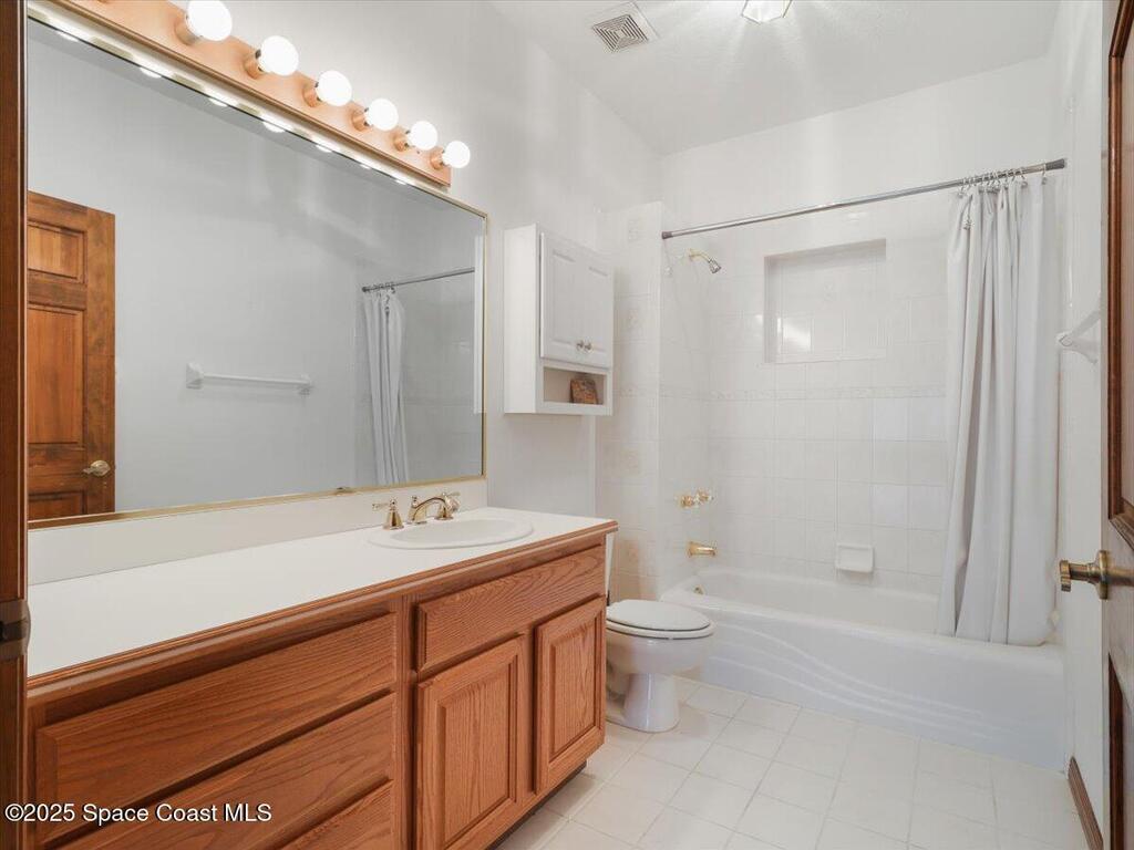 1610 Yellow Brick Road, Astor, FL 32102