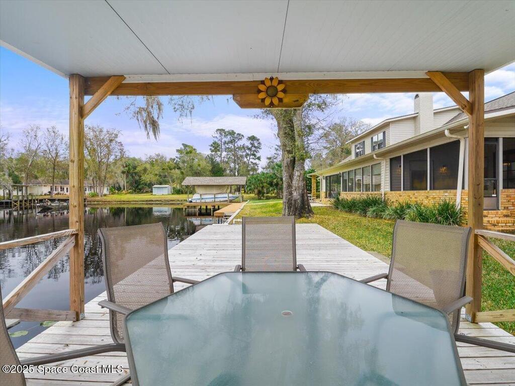 1610 Yellow Brick Road, Astor, FL 32102