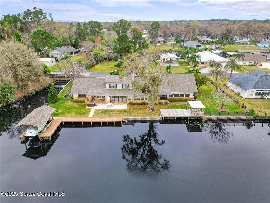 1610 Yellow Brick Road, Astor, FL 32102
