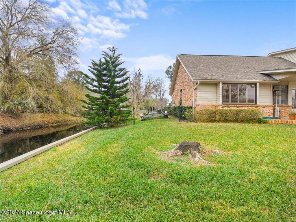 1610 Yellow Brick Road, Astor, FL 32102