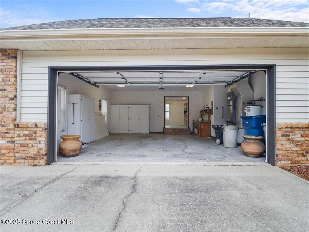 1610 Yellow Brick Road, Astor, FL 32102