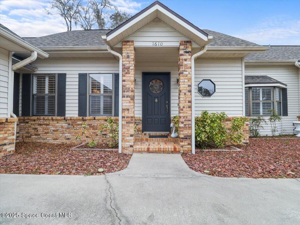 1610 Yellow Brick Road, Astor, FL 32102