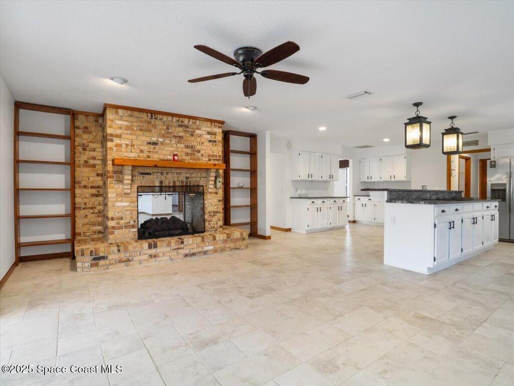1610 Yellow Brick Road, Astor, FL 32102
