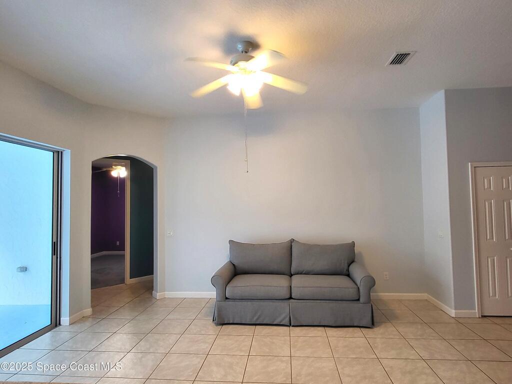 5105 E 1st Square, Vero Beach, FL 32968