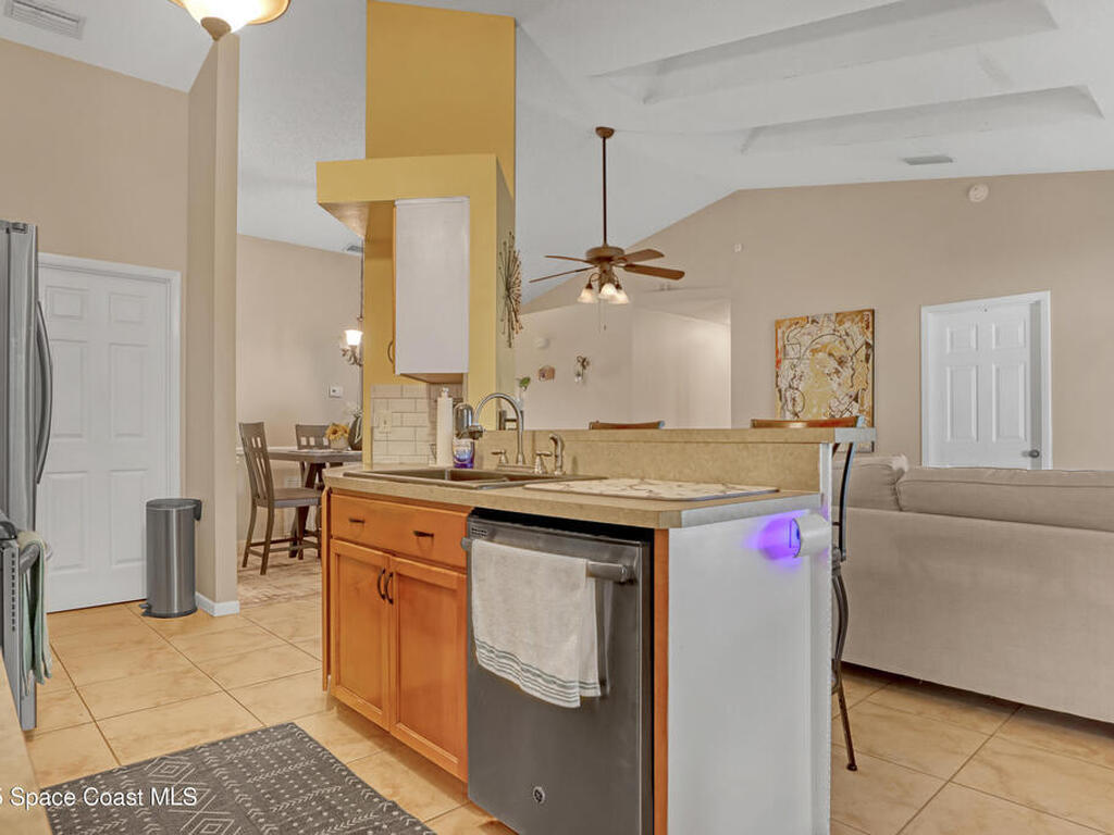 1618 Glendale Avenue, Palm Bay, FL 32907