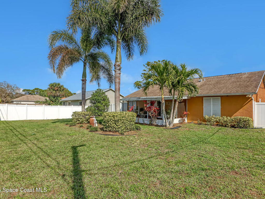 1618 Glendale Avenue, Palm Bay, FL 32907