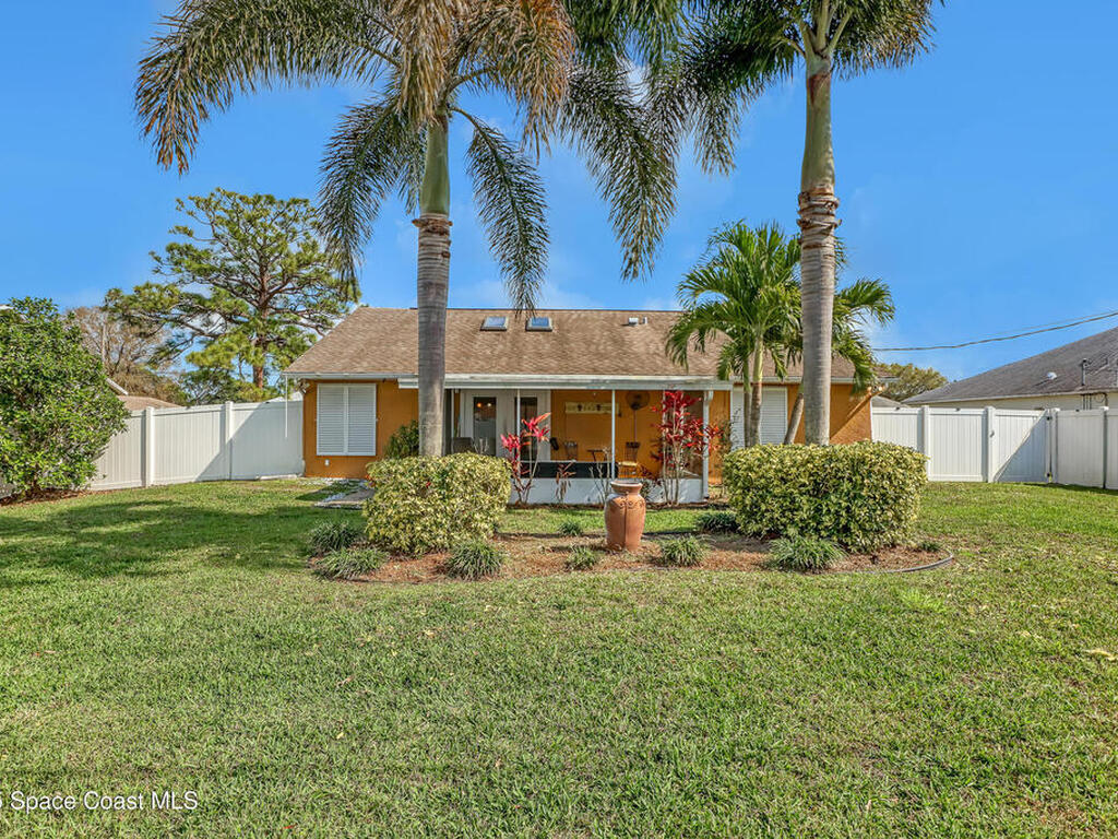 1618 Glendale Avenue, Palm Bay, FL 32907