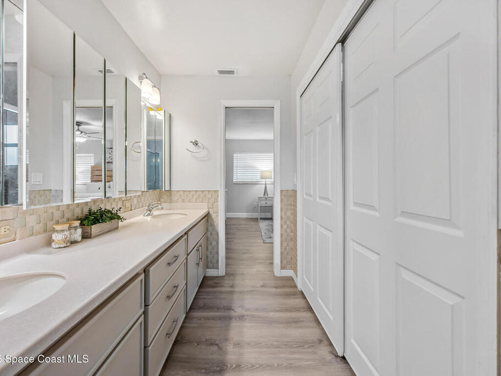 5135 Pina Vista Drive, Melbourne, FL 32934