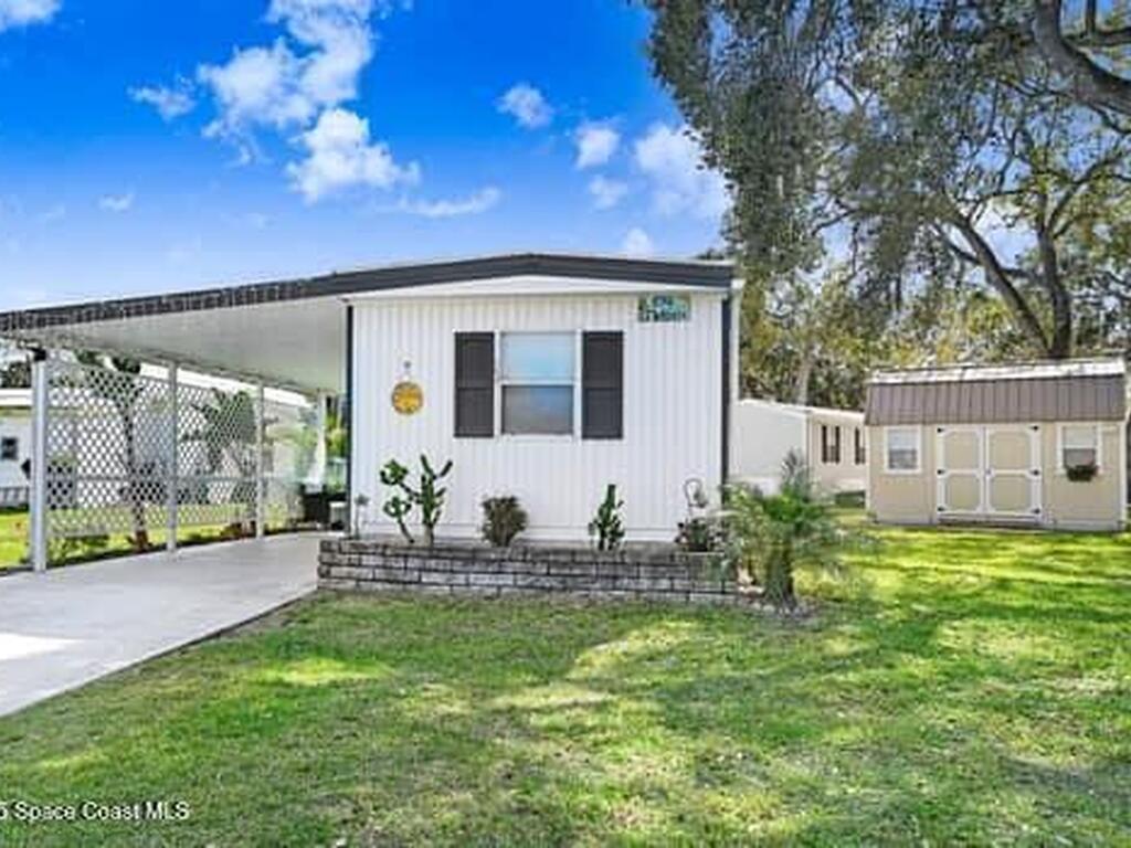 674 Sunrise Court, Palm Bay, FL 32907