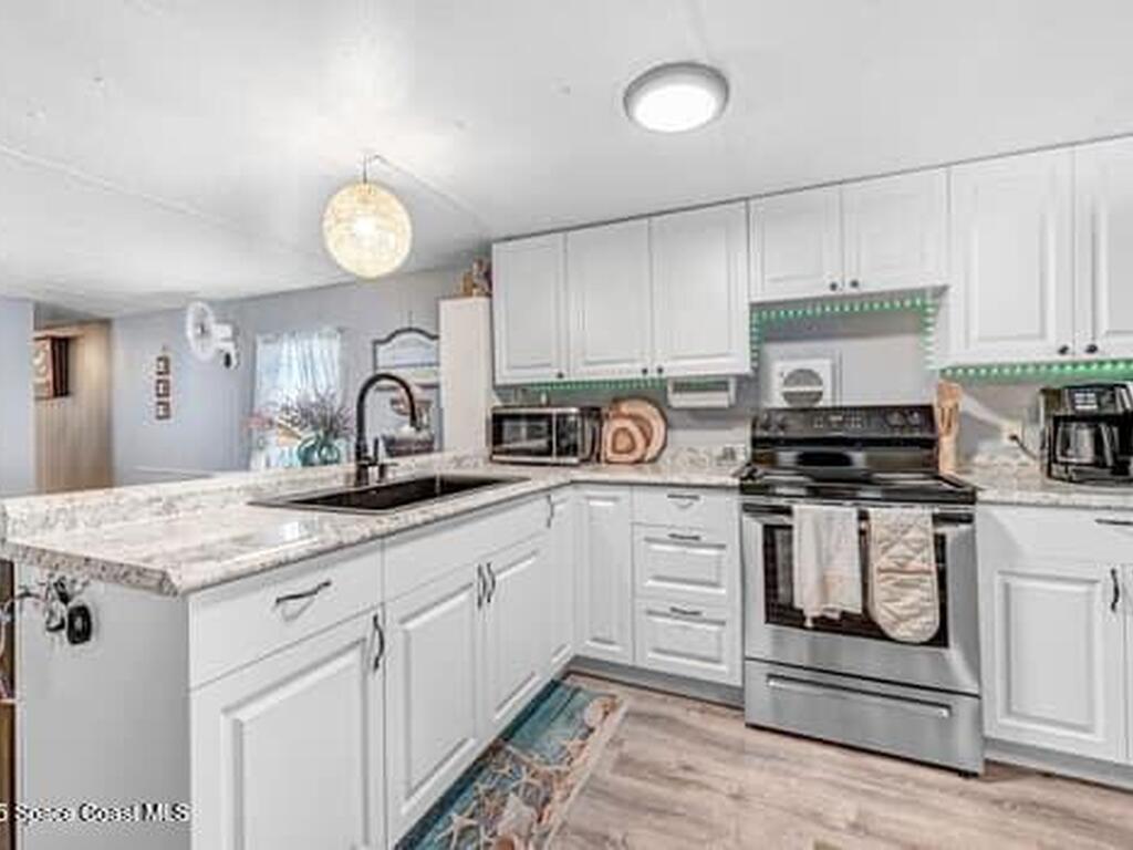 674 Sunrise Court, Palm Bay, FL 32907