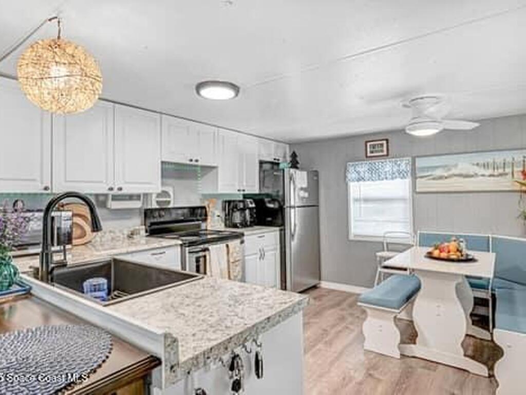 674 Sunrise Court, Palm Bay, FL 32907