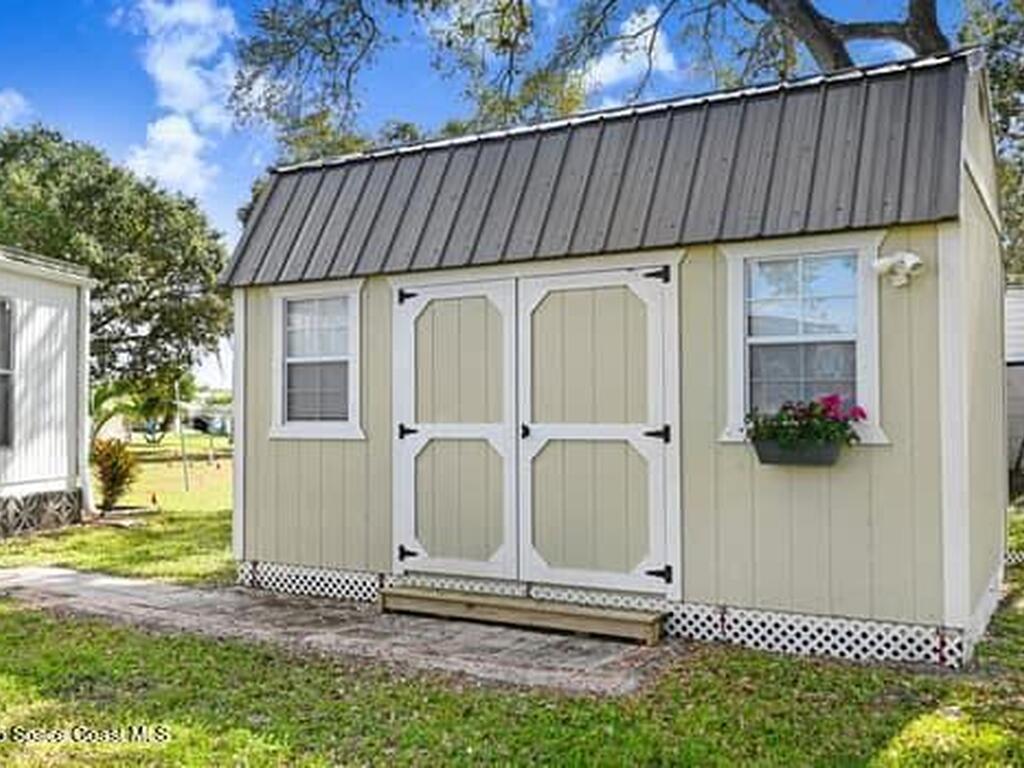 674 Sunrise Court, Palm Bay, FL 32907