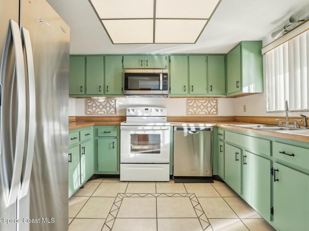 5800 N Banana River Boulevard, Cape Canaveral, FL 32920