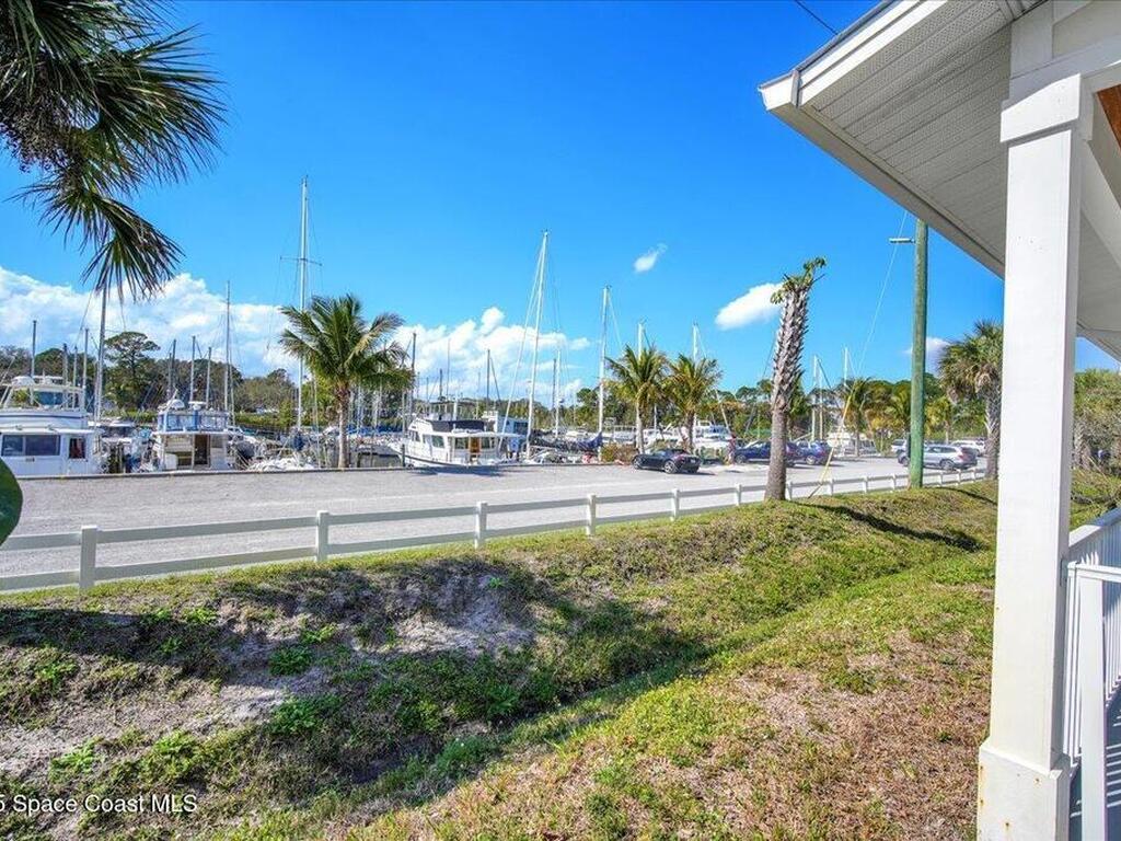 2720 Cutlass Point Lane, Merritt Island, FL 32953