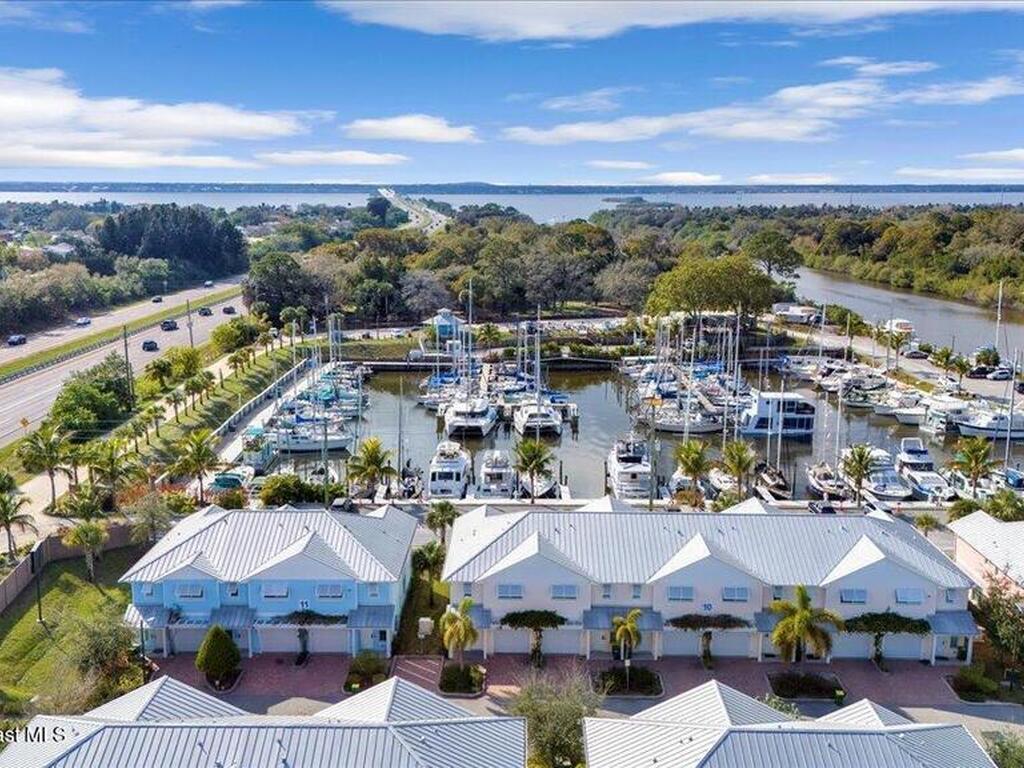 2720 Cutlass Point Lane, Merritt Island, FL 32953