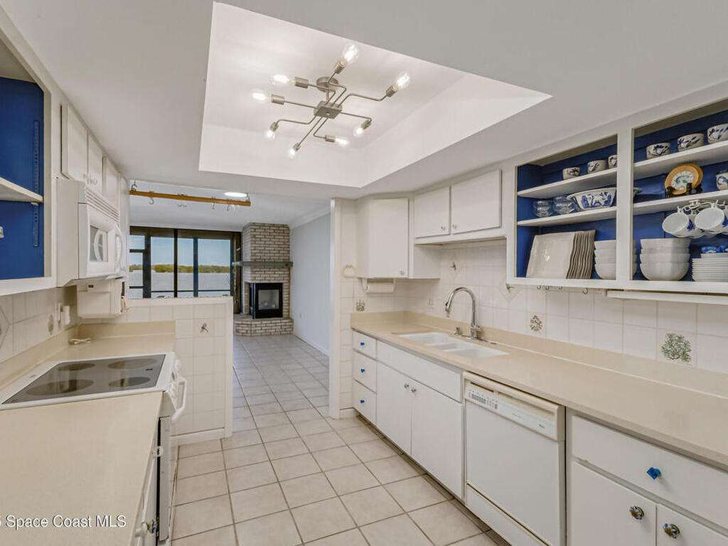 1825 Minutemen Causeway, Cocoa Beach, FL 32931