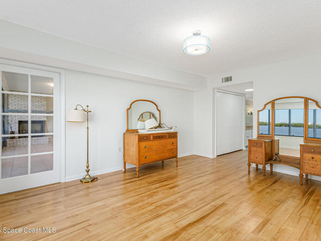1825 Minutemen Causeway, Cocoa Beach, FL 32931