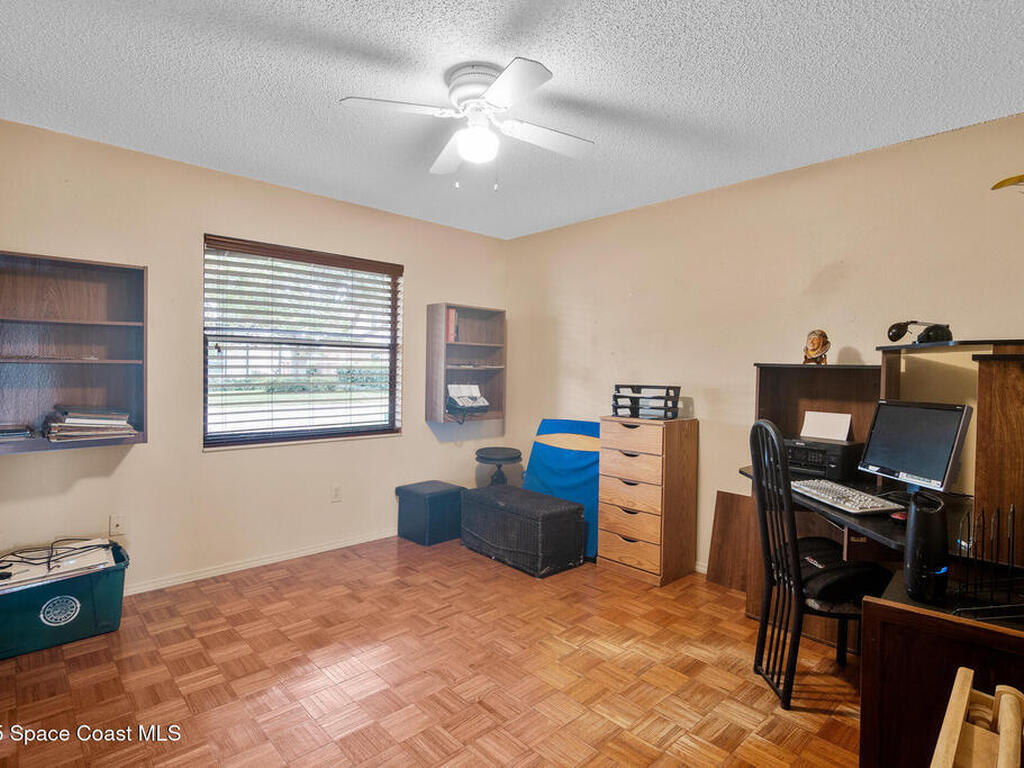 1635 Sandpiper Street, Merritt Island, FL 32952