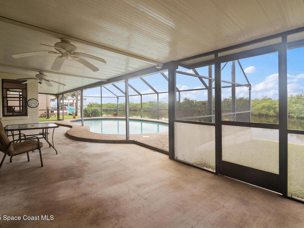 1635 Sandpiper Street, Merritt Island, FL 32952