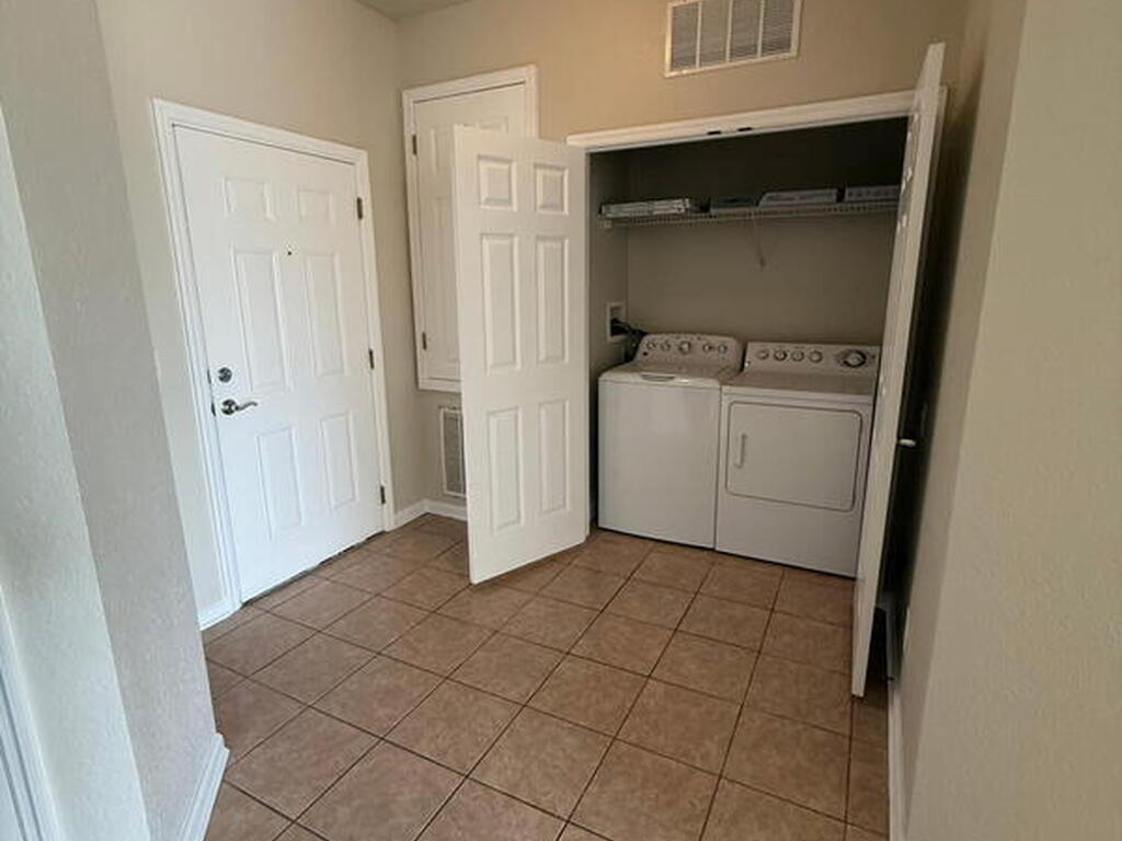 1626 Peregrine Circle, Rockledge, FL 32955