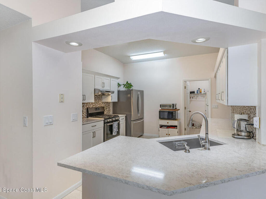 332 Summers Creek Drive, Merritt Island, FL 32952