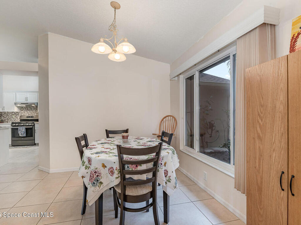 332 Summers Creek Drive, Merritt Island, FL 32952