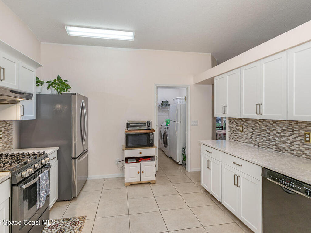 332 Summers Creek Drive, Merritt Island, FL 32952