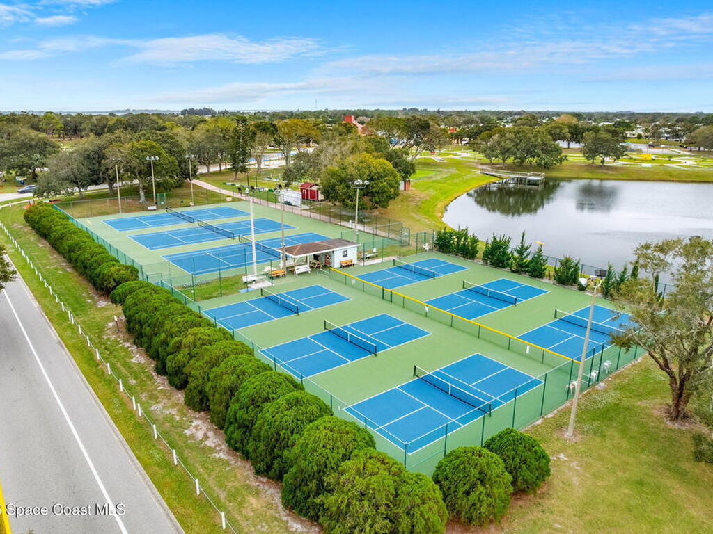 944 Thrush Circle, Barefoot Bay, FL 32976