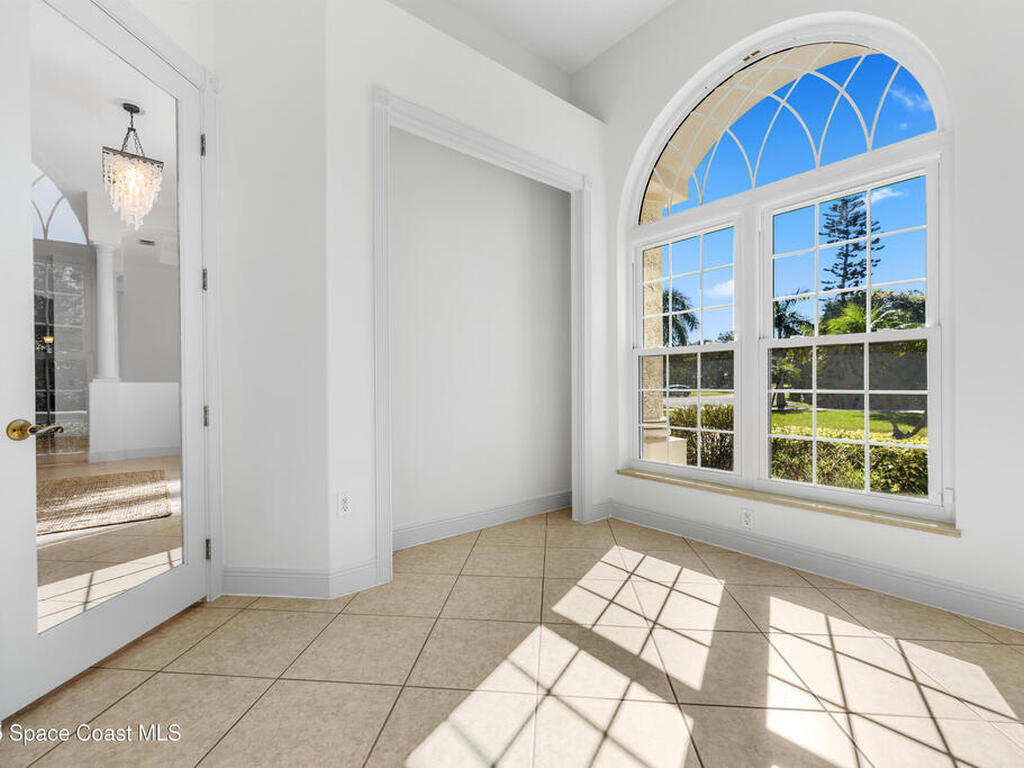 5185 Calmes Way, Merritt Island, FL 32952
