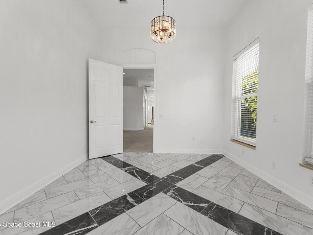 5185 Calmes Way, Merritt Island, FL 32952