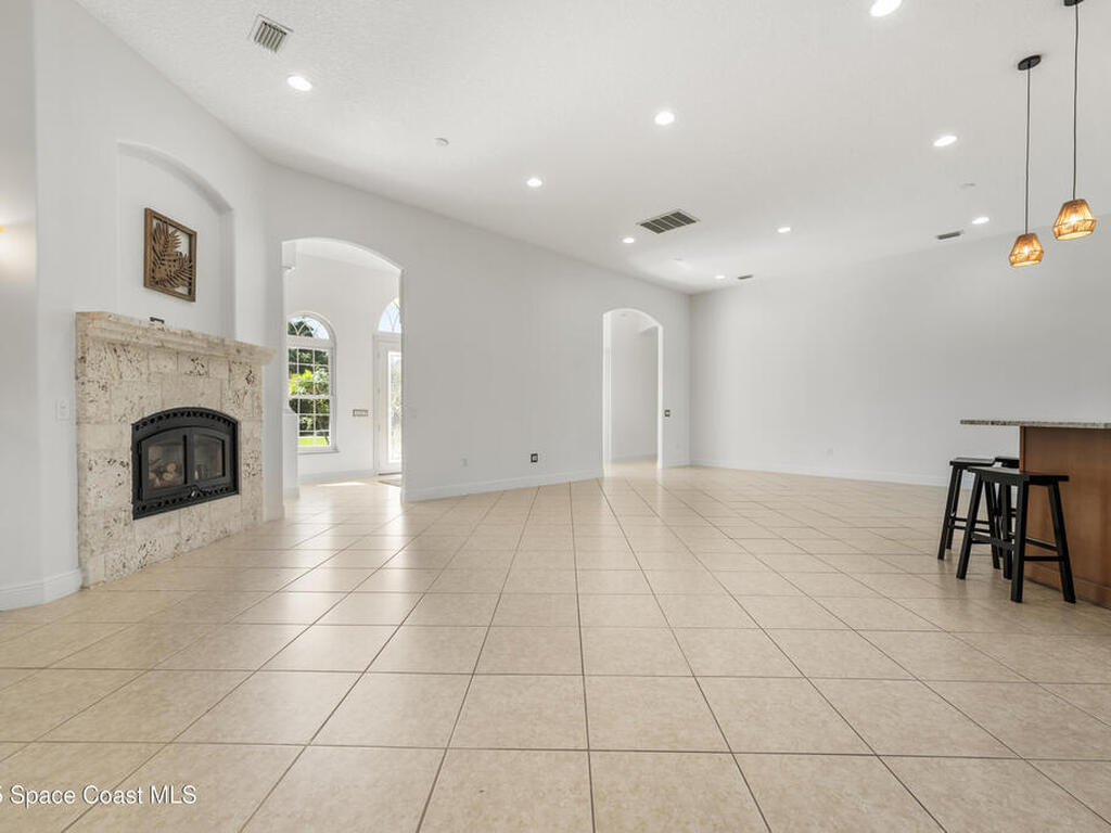 5185 Calmes Way, Merritt Island, FL 32952