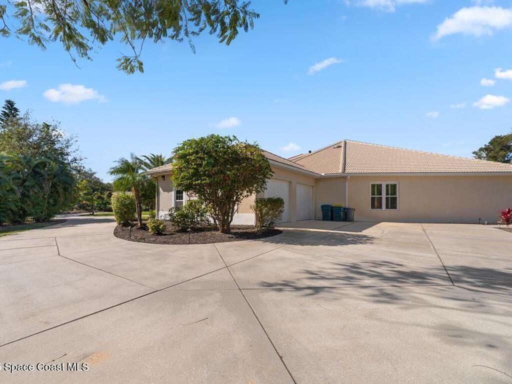 5185 Calmes Way, Merritt Island, FL 32952