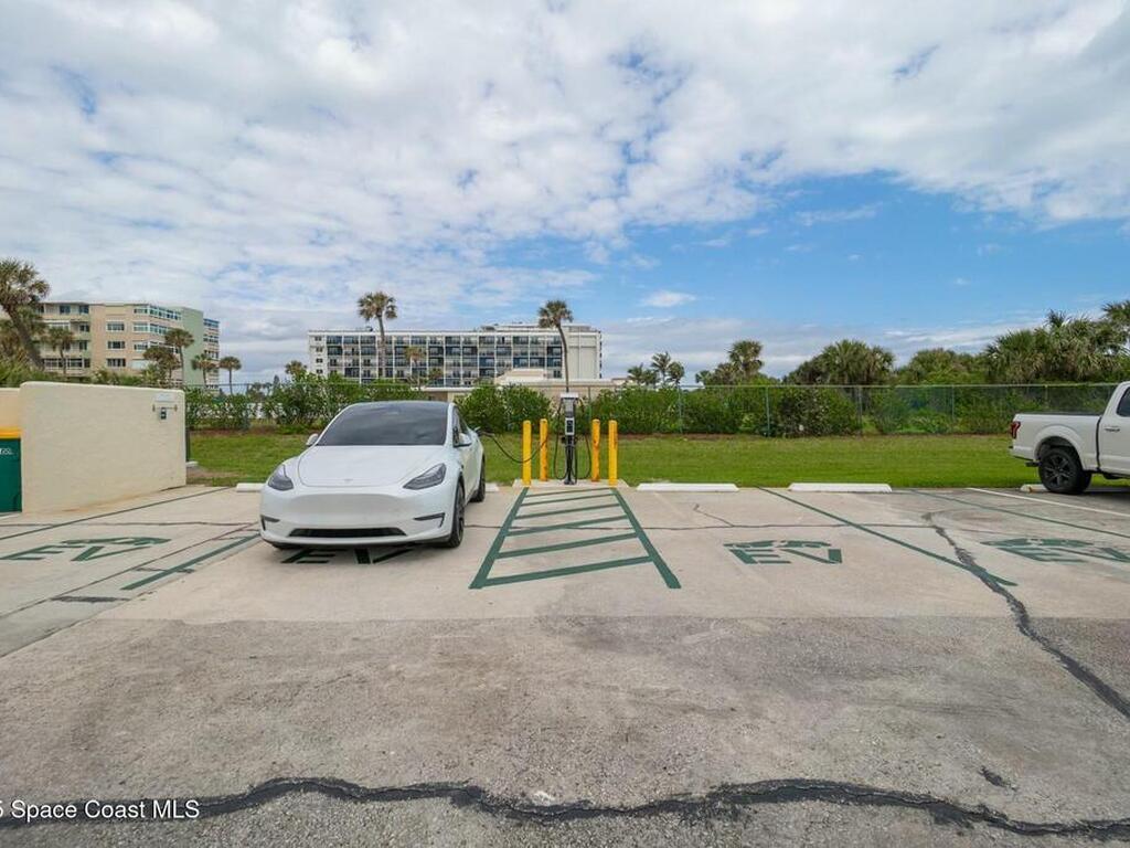 1890 N Atlantic Avenue, Cocoa Beach, FL 32931