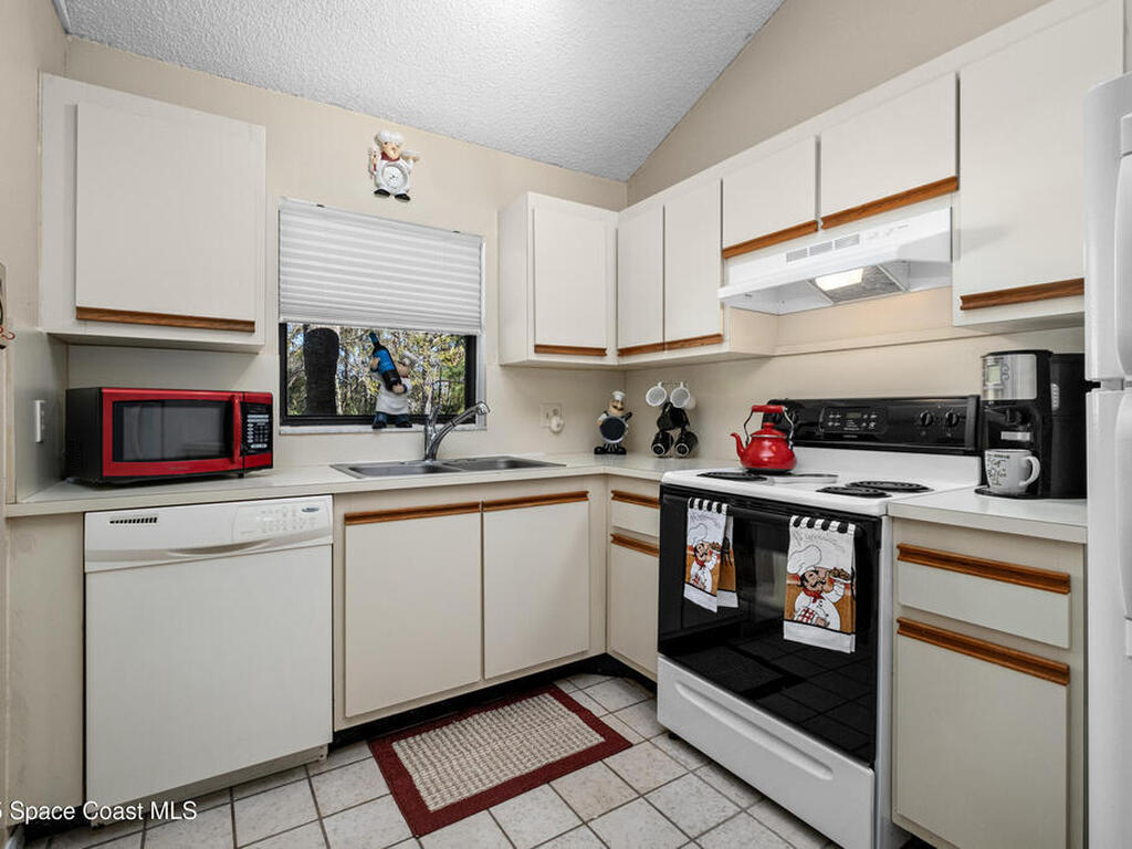 1600 Woodland Drive, Rockledge, FL 32955