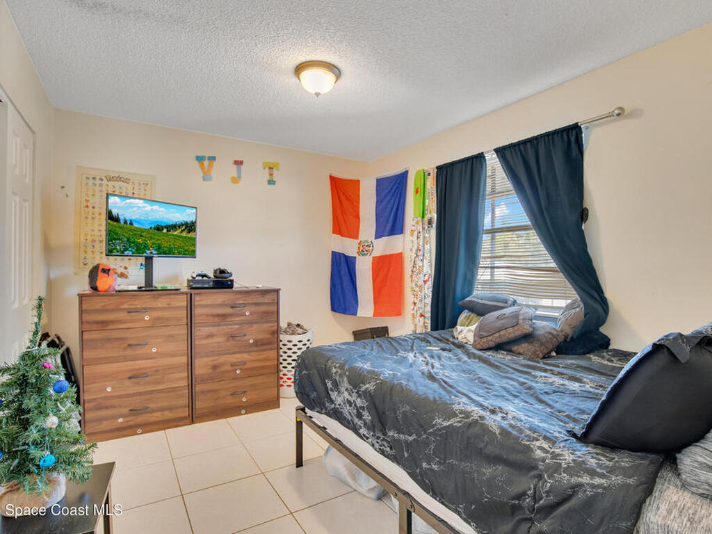 4140 Barna Avenue, Titusville, FL 32780
