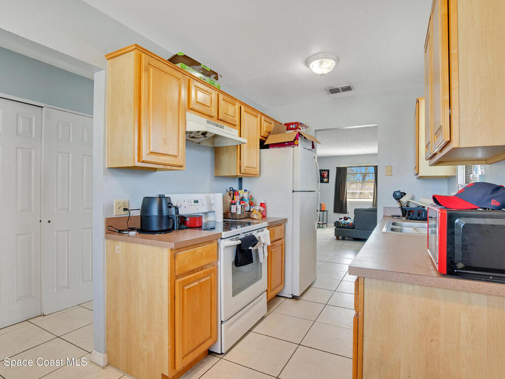4140 Barna Avenue, Titusville, FL 32780