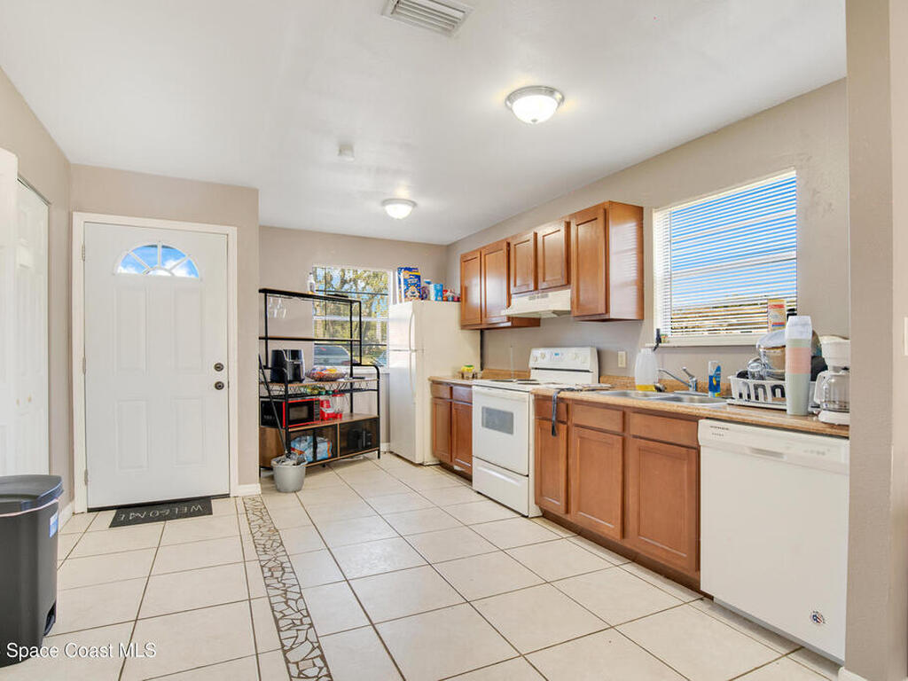 4140 Barna Avenue, Titusville, FL 32780
