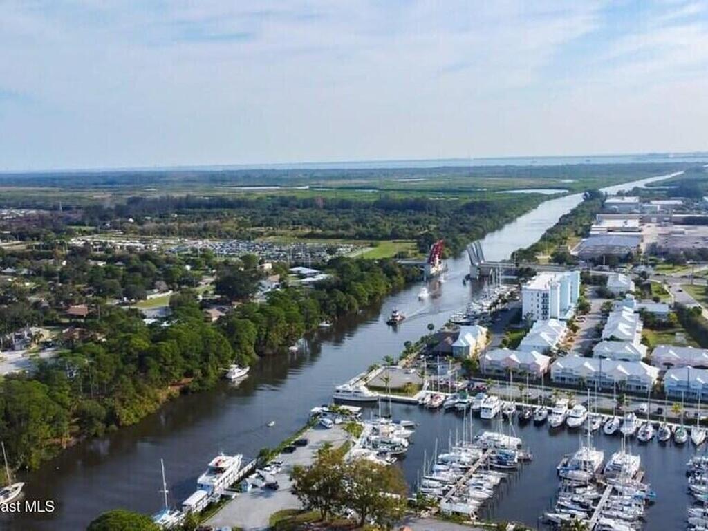 202 Ivory Coral Lane, Merritt Island, FL 32953