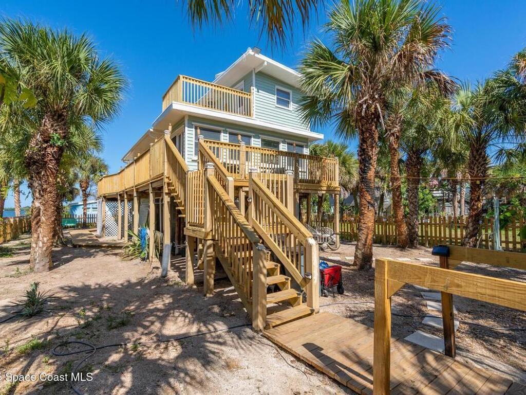 47 Vip Island, Grant-Valkaria, FL 32949