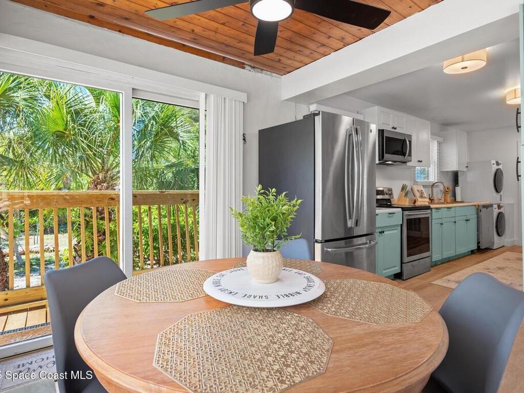47 Vip Island, Grant-Valkaria, FL 32949