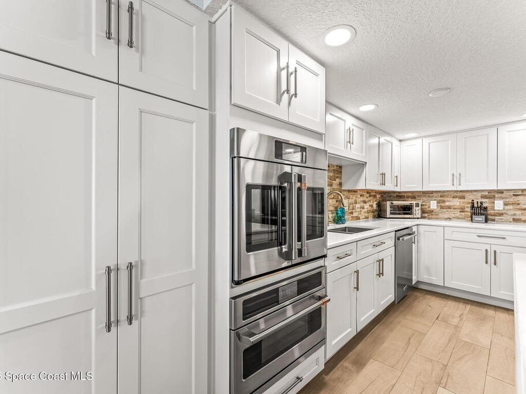 2815 S Atlantic Avenue, Cocoa Beach, FL 32931